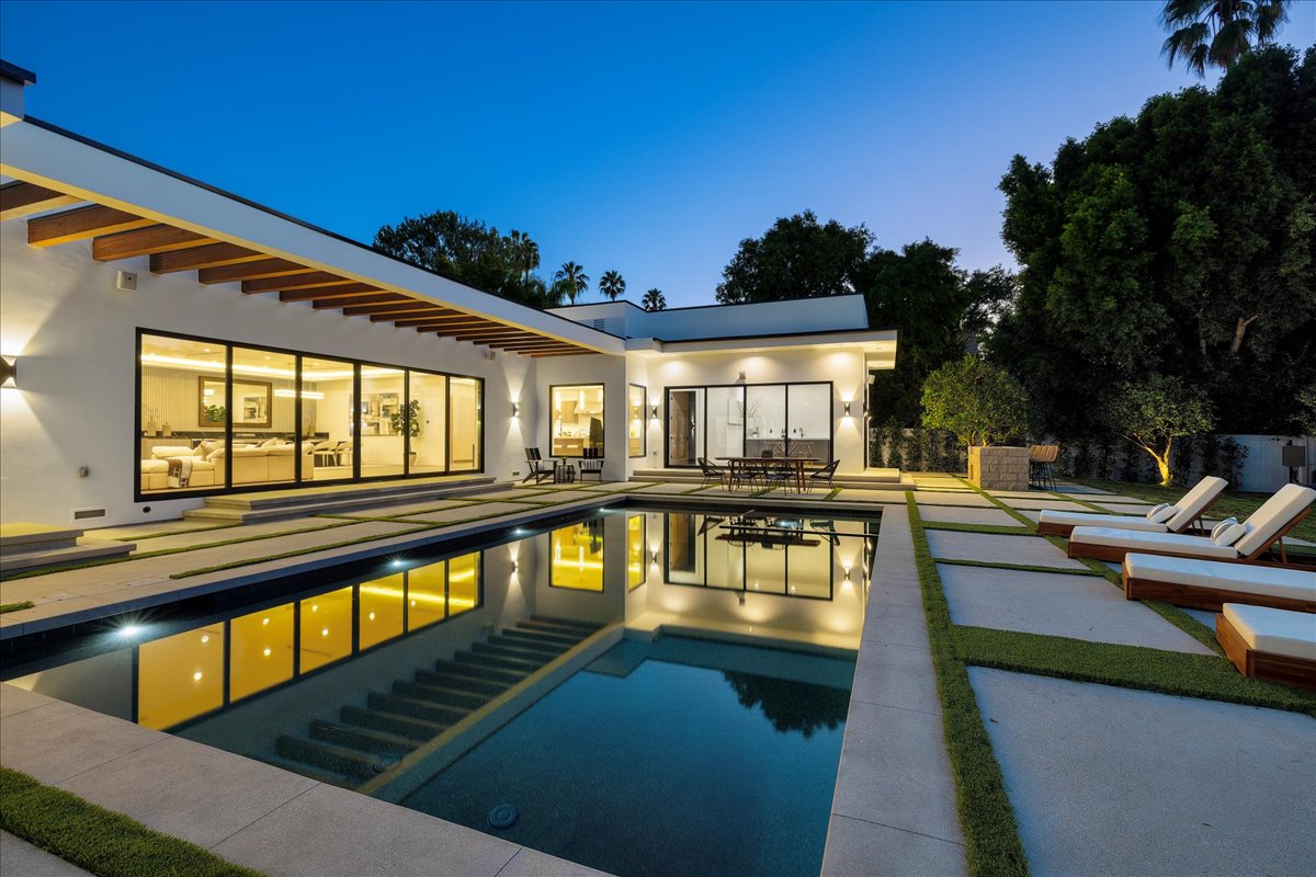 Encino luxury estate pool — DWD Builders design-build