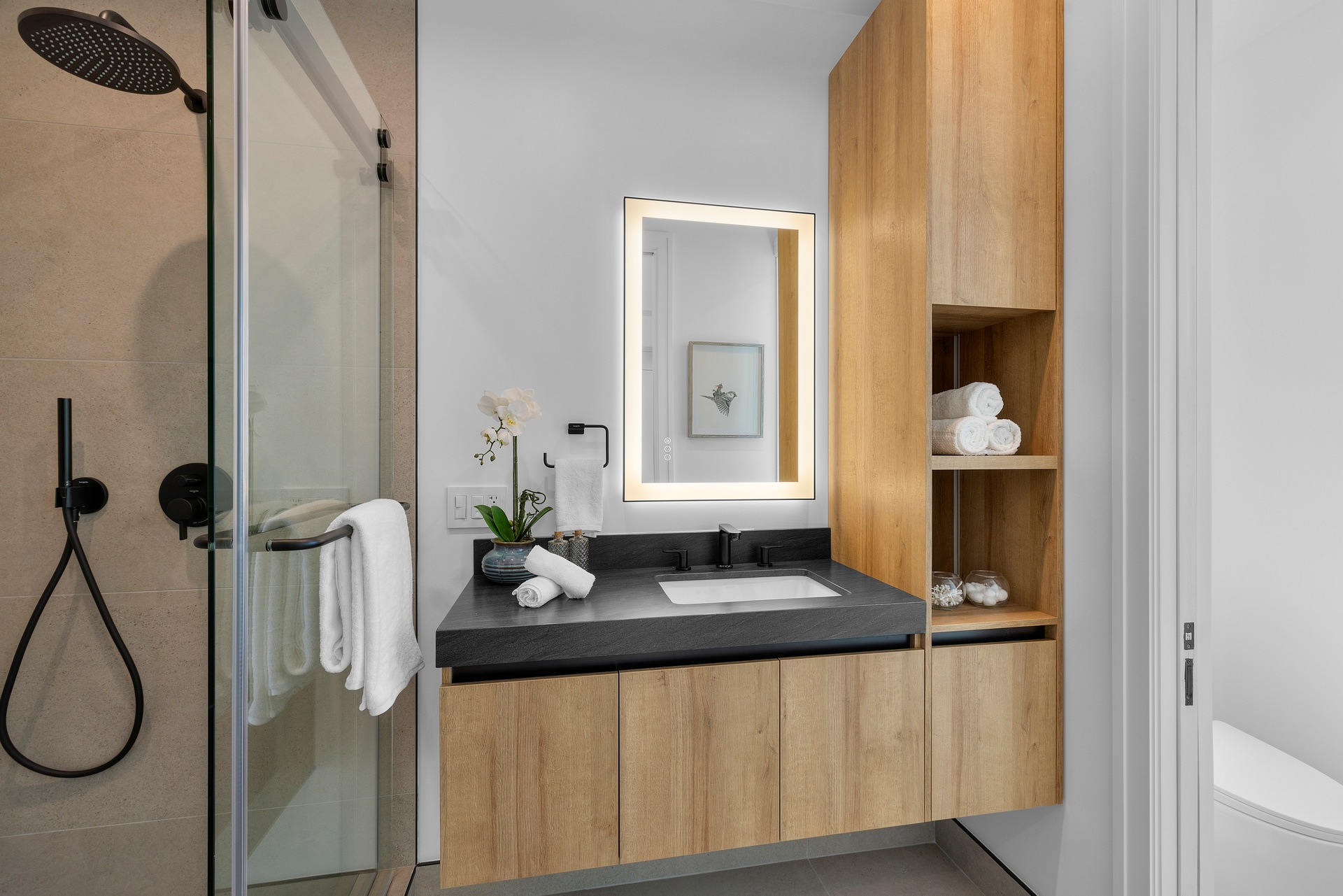 Bathroom in a DWD Builders luxury estate in Palos Verdes, California