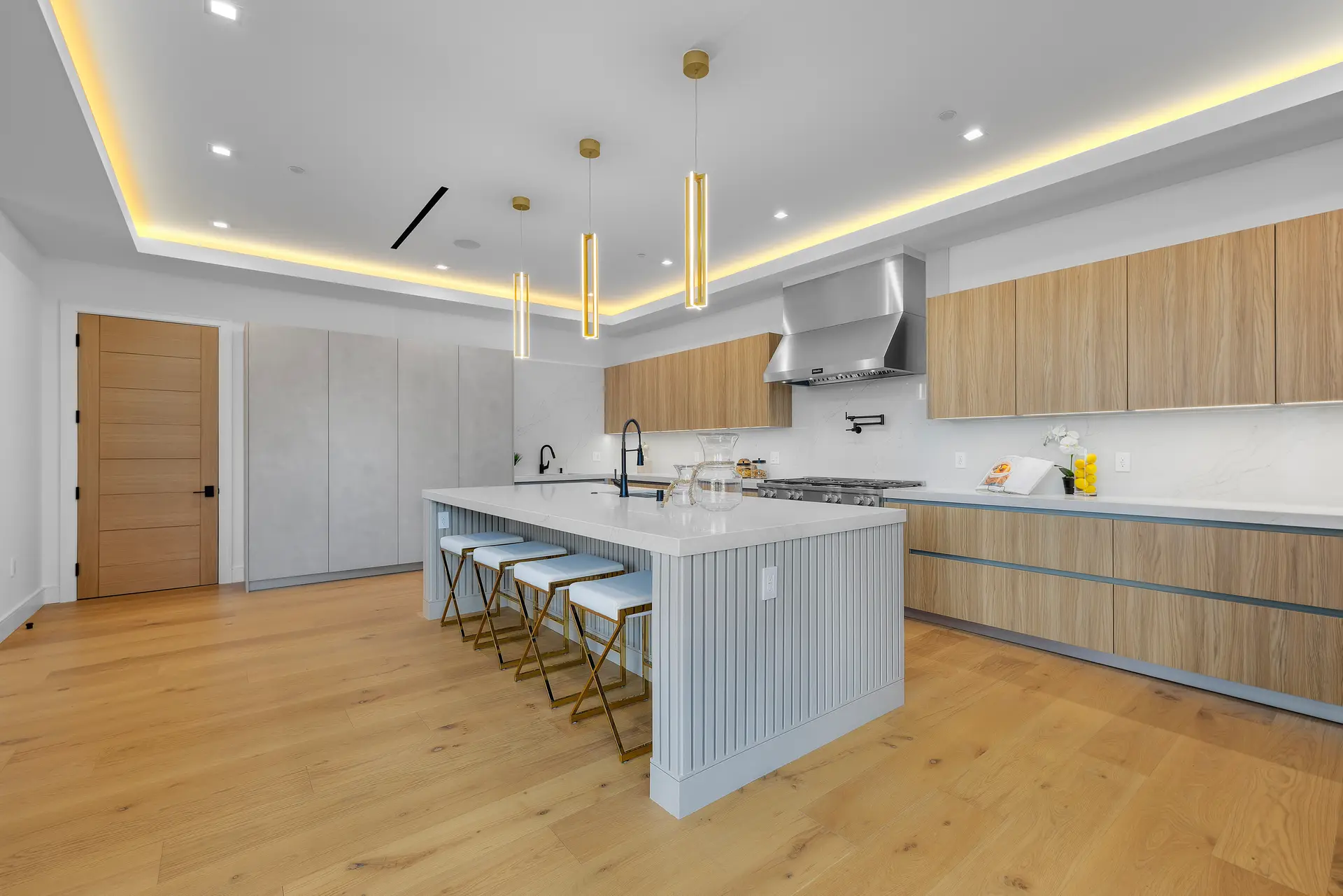 Major Remodel — Encino, CA